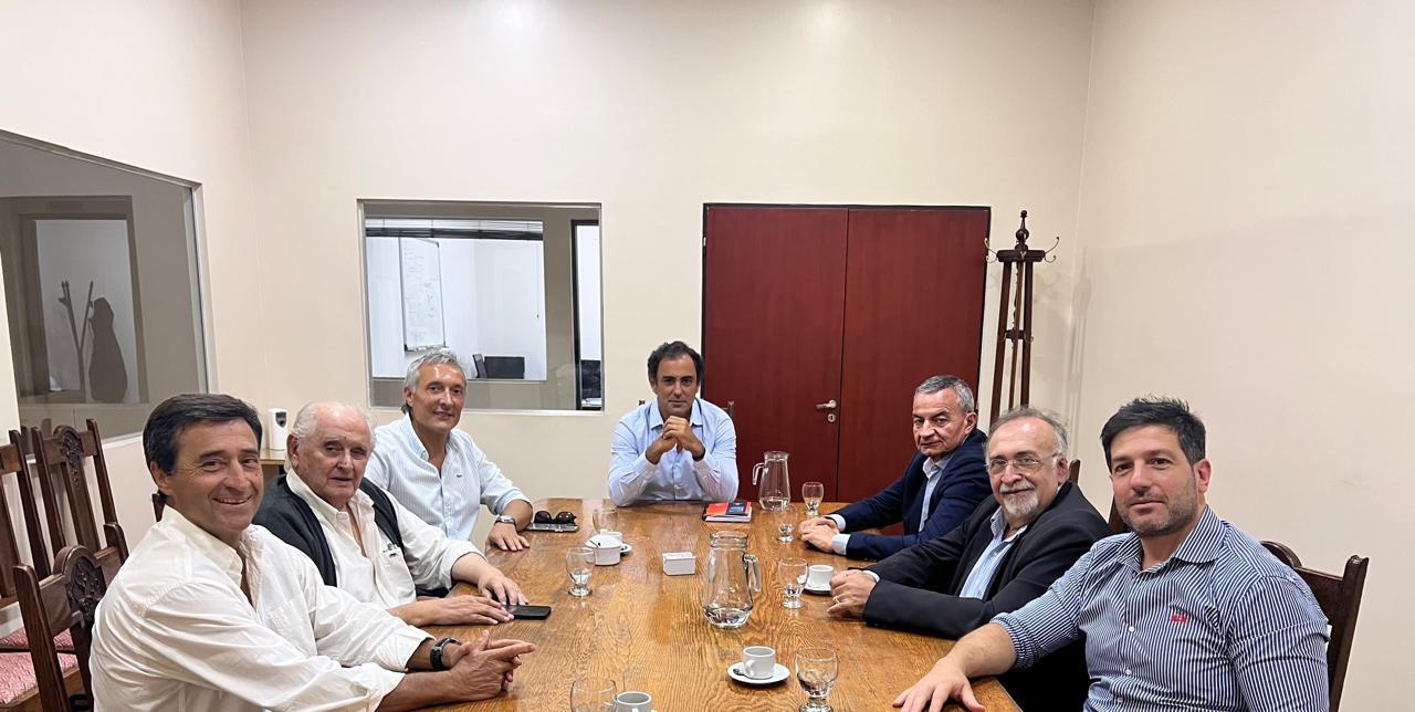 Autoridades del IPAAT visitaron el ingenio Concepción y analizaron perspectivas de la zafra 2026